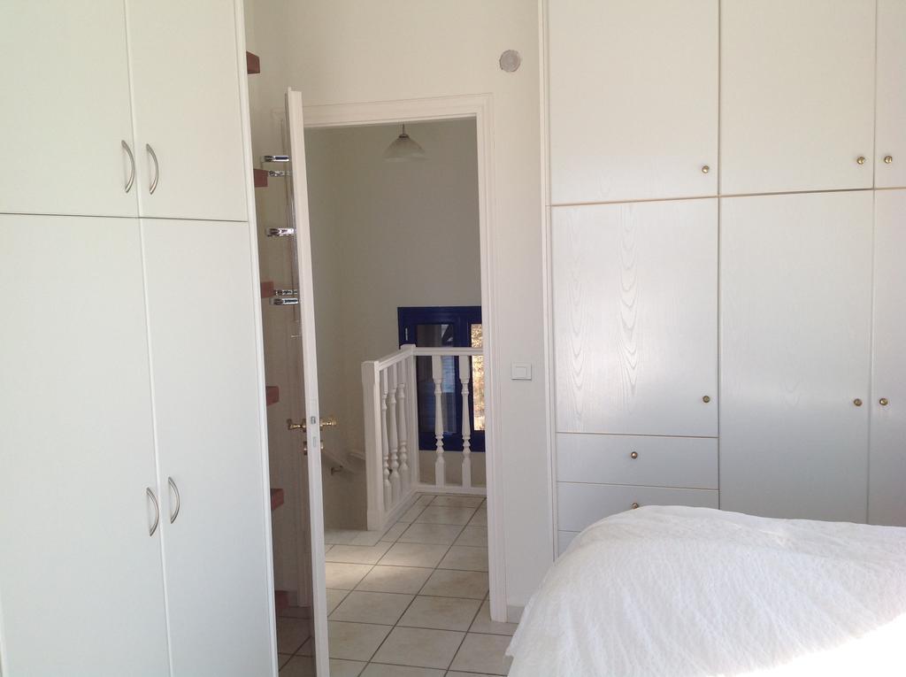 Villa Andrea Gialova Phòng bức ảnh