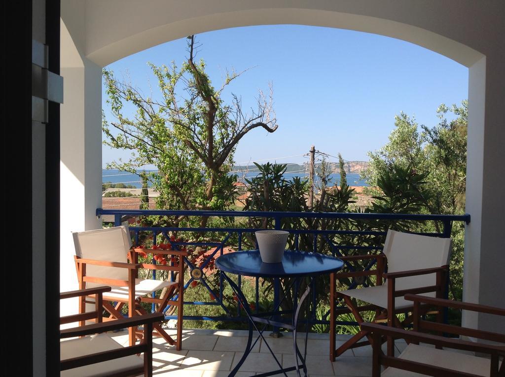 Villa Andrea Gialova Phòng bức ảnh